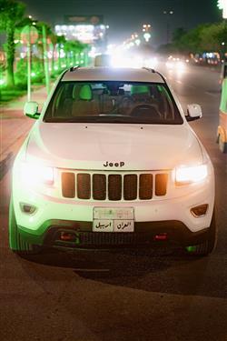 جیپ گراند شیرۆکی